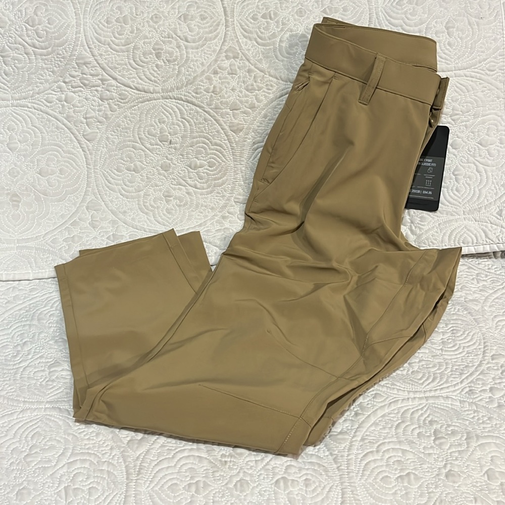 Fabletics The Only Pant,‎ size 29x30, NWT